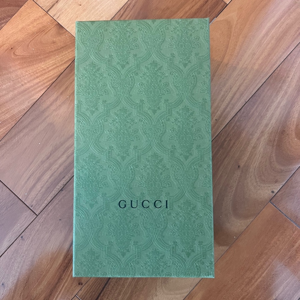 Gucci Embossed Green Gift Box
